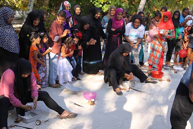 ފޮޓޯ: އަންހެނުންގެދުވަސް ފާހަގަކުރުން