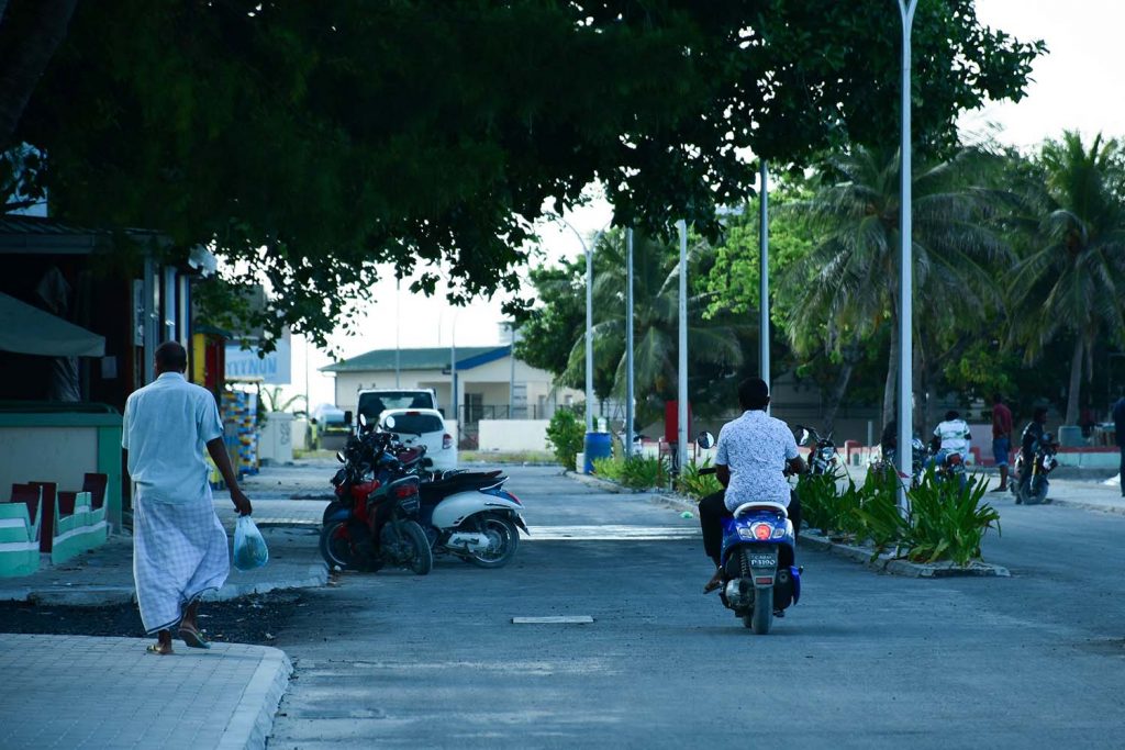 ލައިސަންސް ފީ ކައުންސިލުތަކުން ބަލައިގަންނަ ގޮތަށް ހަދަނީ