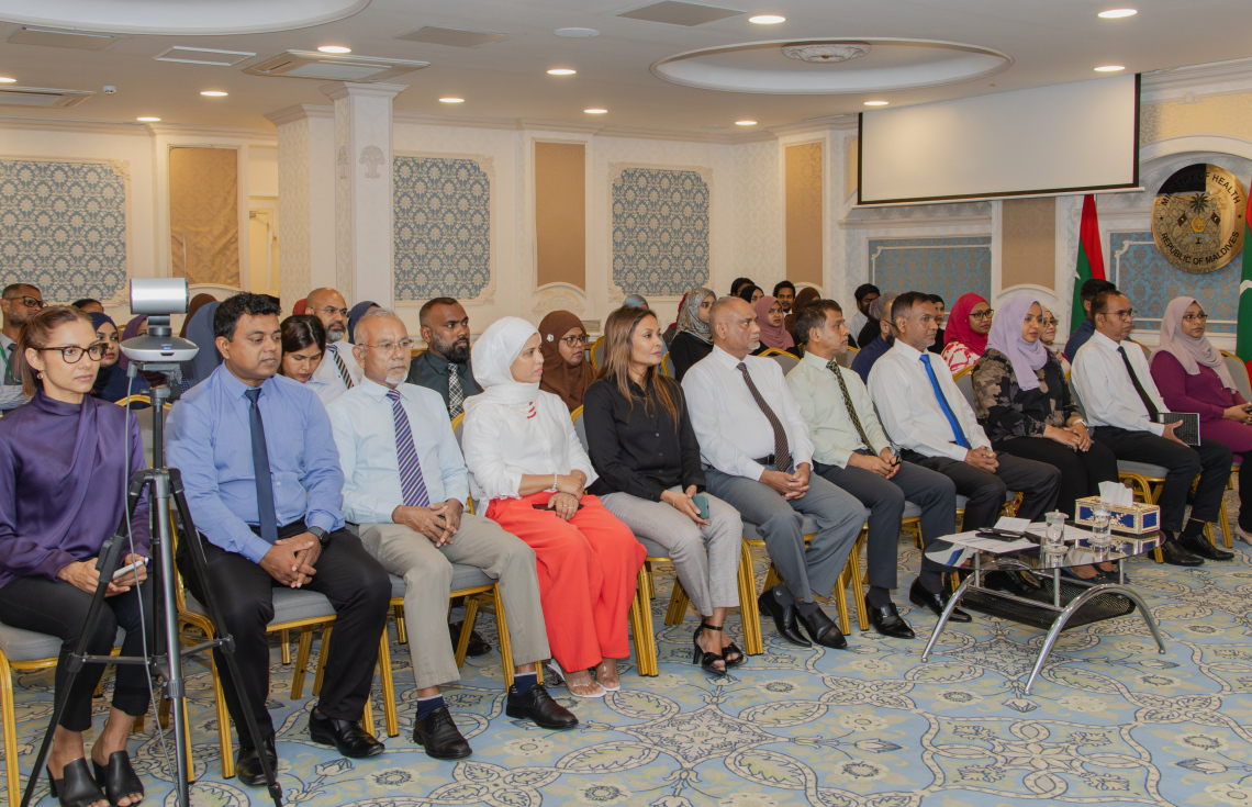 ހެލްތު ސެންޓަރުތަކާއި ހޮސްޕިޓަލްތަކުގެ އިސްވެރިންނަށް ތަމްރީނު ޕްރޮގްރާމެއް