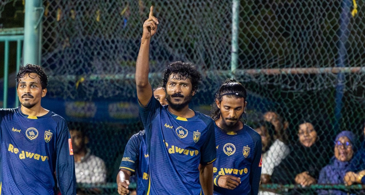 ޒޯން ފުރަތަމަ މެޗުގައި އޭދަފުށިން މާފުށި ބަލިކޮށްފި